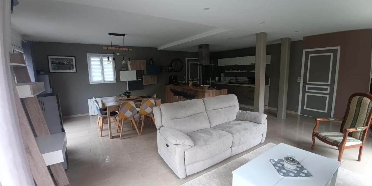 Grande Maison Entiere De 120M2 Epron Εξωτερικό φωτογραφία