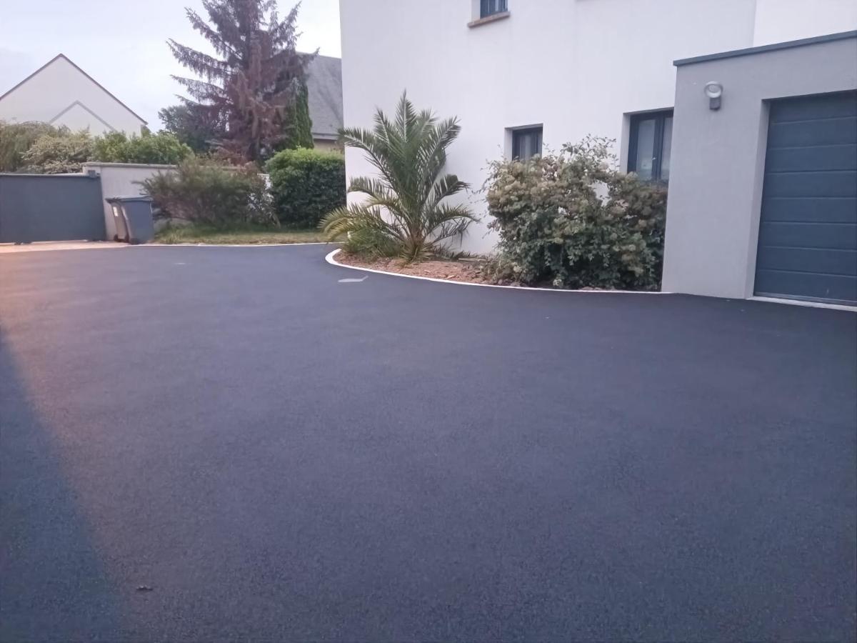 Grande Maison Entiere De 120M2 Epron Εξωτερικό φωτογραφία