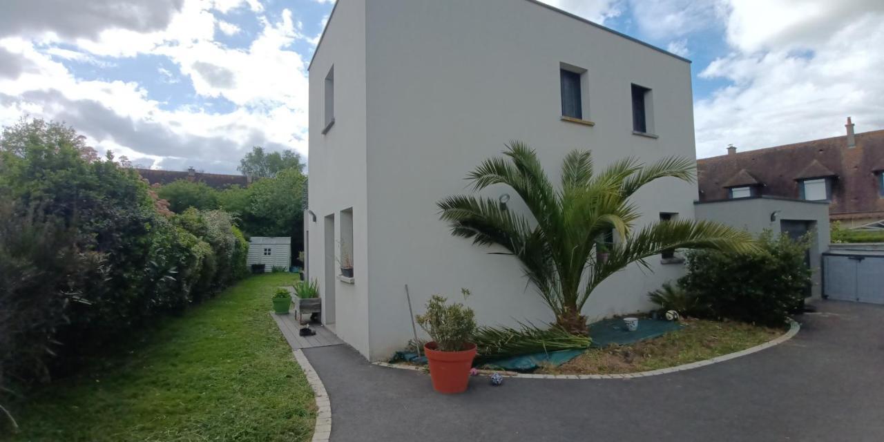 Grande Maison Entiere De 120M2 Epron Εξωτερικό φωτογραφία