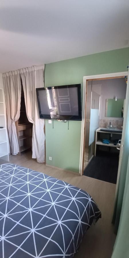Grande Maison Entiere De 120M2 Epron Εξωτερικό φωτογραφία